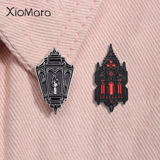 Gothic Black Fire Lantern Enamel Pin – Spooky Halloween Brooch for Backpacks, Jackets & Gifts